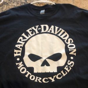 Gildan brand Harley logo shirt.